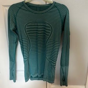 Lululemon long sleeve shirt